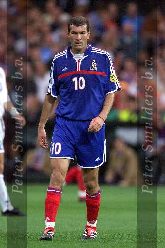Rotterdam, 2 juli 2000   Euro 2000
Frankrijk-Italie, eindstand na verlenging 2-1
Zinedine Zidane