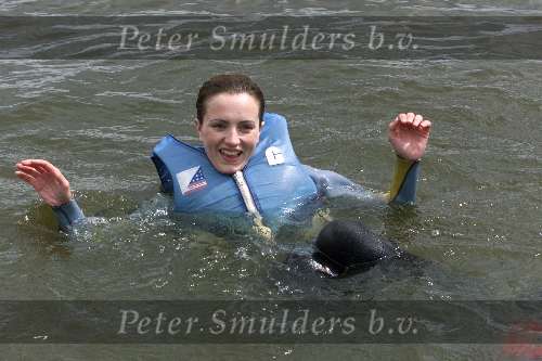 Kaagdorp 18 juli 2001
Daphne Bunskoek krijgen waterski-les.