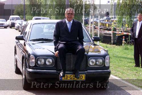 Amsterdam 26 juli 2001
Winterpresentatie van RTL 4 RTL 5 en Yorin.
Harry Mens met zijn bentley