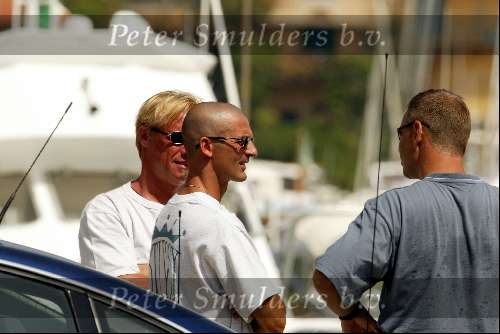 Porte Ercole 23 juli 2002
Prins Willem Alexander en Maxima varen met Prins Bernhard met de Jumbo VI
Beveiliging