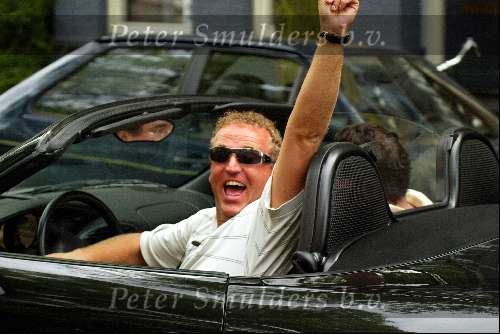 Amsterdam 17 juli 2002
Gordon in Porsche Cabrio