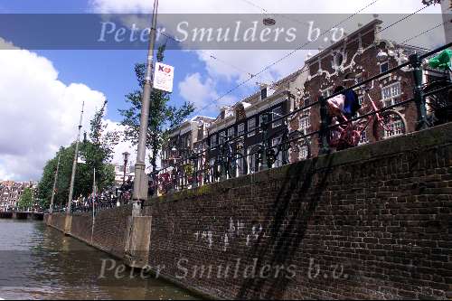 Amsterdam, 24 Juli 2002
fietsen op de grachten
Sloepenroute