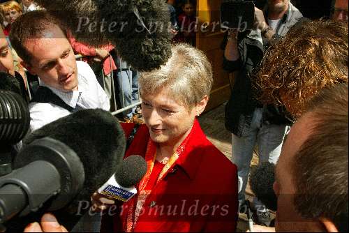 Den Haag 22 juli 2002
Minister Maria v d Hoeven