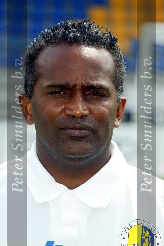 Waalwijk 22 juli 2002
Perspresentatie seizoen 2002/2003 RKC
Mario Ackermans