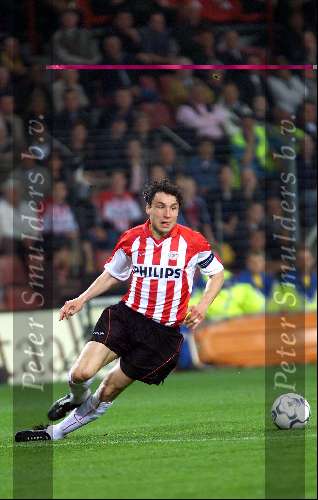 Eindhoven 22 April 2002
PSV - Willem 2   6-0
Mark van Bommel