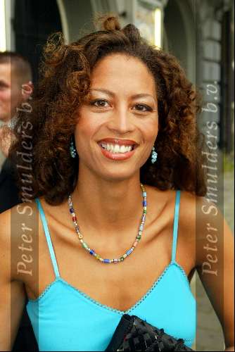 Amsterdam 7 juli 2002
Premiere Noord Koreaans staats circus
Maureen du Toit