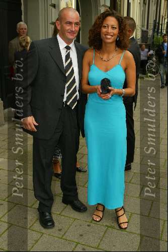 Amsterdam 7 juli 2002
Premiere Noord Koreaans staats circus
Maureen du Toit met vriend
