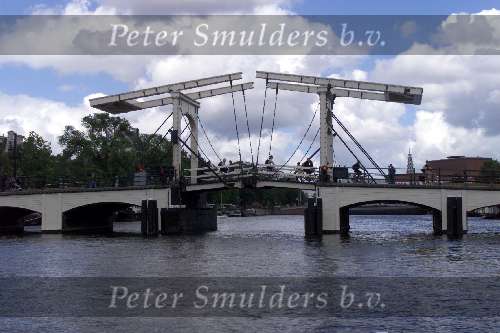 Amsterdam, 24 Juli 2002
Ophaalbrug op de amstel
Sloepenroute