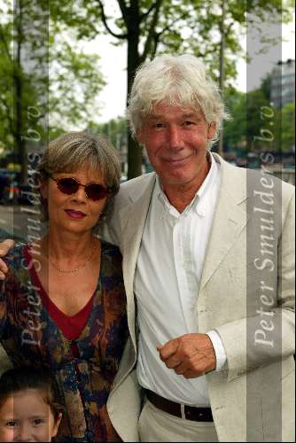 Amsterdam 7 juli 2002
Premiere Noord Koreaans staats circus
Paul v Vliet met vrouw en kleinkinderen