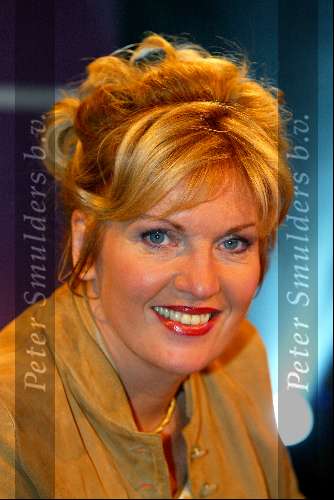 Hilversum 9 juli 2002
Pia Dijkstra