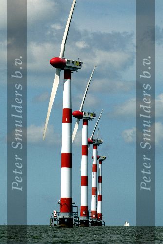 20 Juli 2003
Varen met sloep tussen Medemblik en Makkum
de Afsluitdijk met windmolens