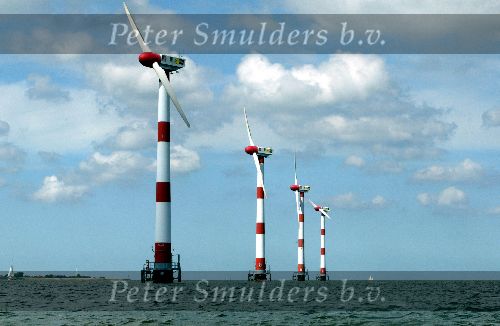 20 Juli 2003
Varen met sloep tussen Medemblik en Makkum
de Afsluitdijk met windmolens