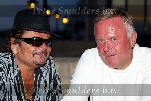 Noordwijk 22 juli 2003
Andre Hazes en Harry Mens bij Hotel Huis ter Duin in Noordwijk
