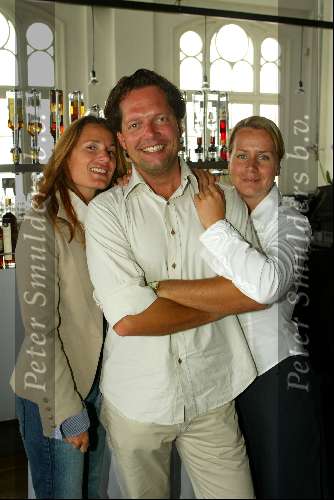 Amsterdam 22 juli 2003
Presentatie NET 5 SBS  en Veronica bij panama.
guido den aantrekker