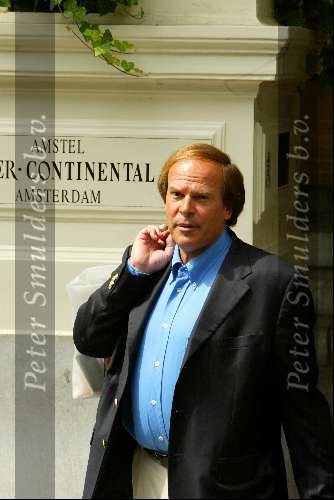 Amsterdam 2 juli 2003
Ivo Niehe bij amstel hotel ivm boek hillary clinton