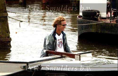 Amsterdam  8 juli 2003
Jeroen Pauw  en Daphne Bunskoek op boot