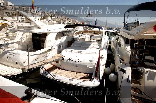 Marbella 26 juli 2003
Puerto Banus haven boot Rene Froger
Have Fun