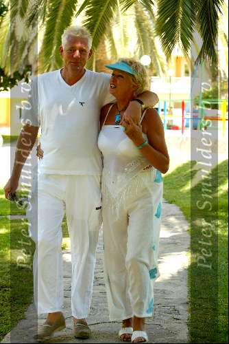 Benalmadena 26 juli 2003
Ria Valk met haar nieuwe vriend Herman