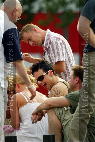 Amsterdam 15 juli 2003
Robbie Williams varen op boot in Amsterdam