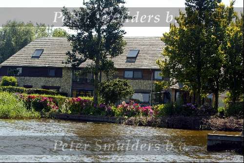 Villa aan de loosdrechtse Plassen
2003