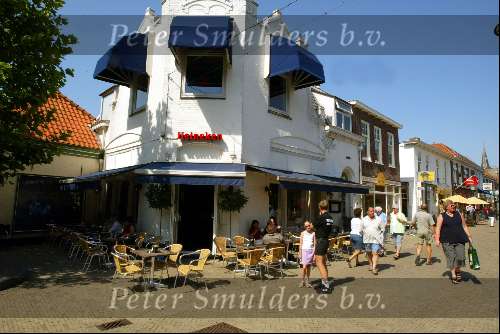 Wassenaar 16 juli 2003
Winkels  waar Prinses maxima en Prins Willem Alexander boodschappen doen 
Koffiehuis