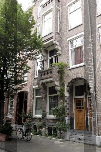 Amsterdam  27juli 2004
Huis Barry Hay