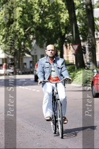 Laren 26 juli 2004
Jaap v Zweden op fiets.
