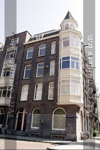 Amsterdam 3 augustus 2004
Huis Kim v Kooten
