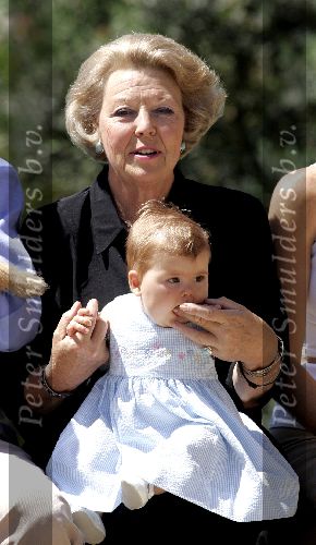 Tavernelle 9 juli 2004
Fotomoment op vakantie bij Prins Willem Alexander Maxima en prinses Amalia.