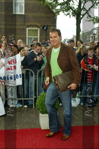 Heesch/Geffen 10 Juli 2004
Trouwen Ruud v Nistelrooy met zijn Leontien Slaats
Leco v Zadelhoff