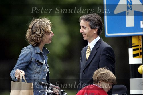 Amsterdam 6 juli 2004
Leo de Later met vrouw en zoontje op  Beethovenstraat