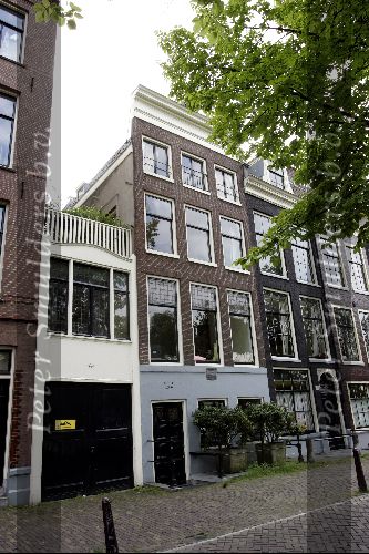 Amsterdam  27juli 2004
Huis Paul de Leeuw