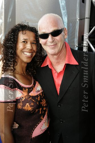 Amsterdam 29 juli 2004
Premiere I Robot in Pathe Arena.
Peter Faber met zonnebril en vrouw