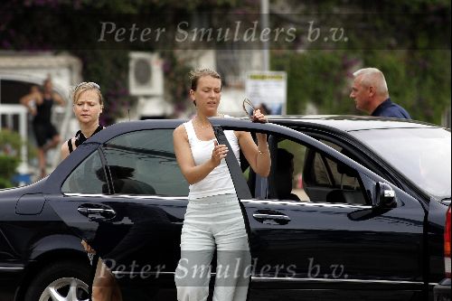 Porte Ercole 8 juli 2004
Prinses Carolina en vriendin prins Carlos op de Jumbo VI