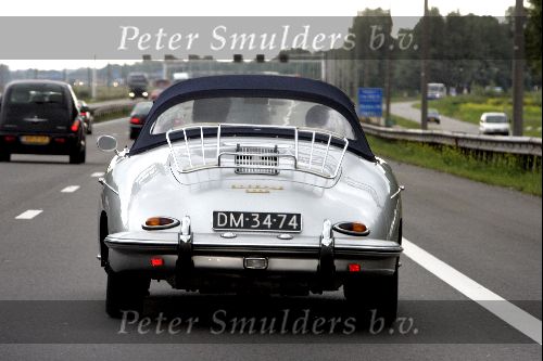 Breukelen 2 juli 2004
 oude porsche cabrio van Richard Krajicek