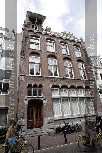 Amsterdam  27juli 2004
Huis Rodrigo Otazu en Martijn Krabbe