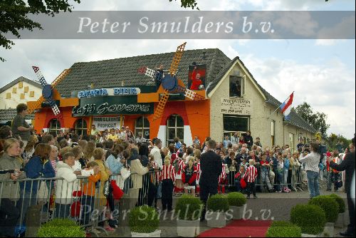 Heesch/Geffen Holland 10 Juli 2004
Trouwen Ruud v Nistelrooy met zijn Leontien