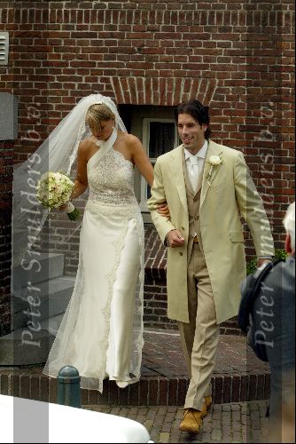 Heesch/Geffen 10 Juli 2004
Trouwen Ruud v Nistelrooy met zijn Leontien Slaats
