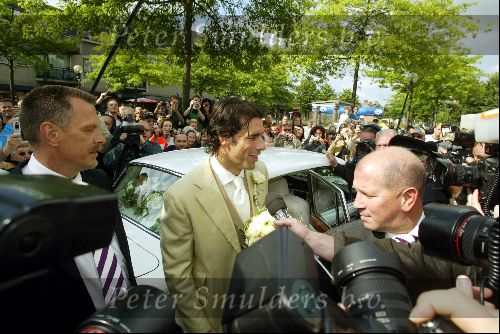 Heesch/Geffen 10 Juli 2004
Trouwen Ruud v Nistelrooy met zijn Leontien Slaats