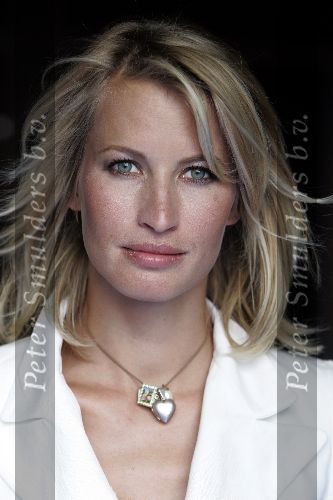 Amsterdam 19 juli 2005
Perspresentatie SBS6 Net5 en Veronica .
Anouk Smulders