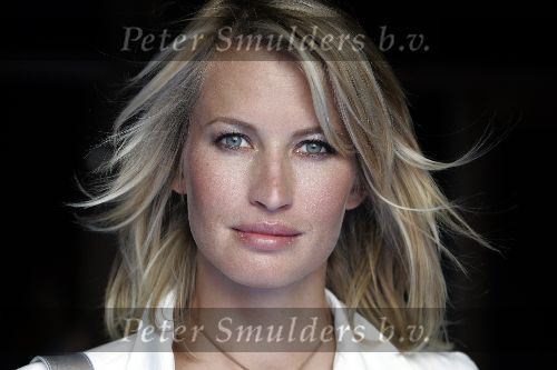 Amsterdam 19 juli 2005
Perspresentatie SBS6 Net5 en Veronica .
Anouk Smulders