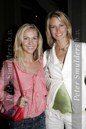 Amsterdam 19 juli 2005
Perspresentatie SBS6 Net5 en Veronica .
Nance en Anouk Smulders