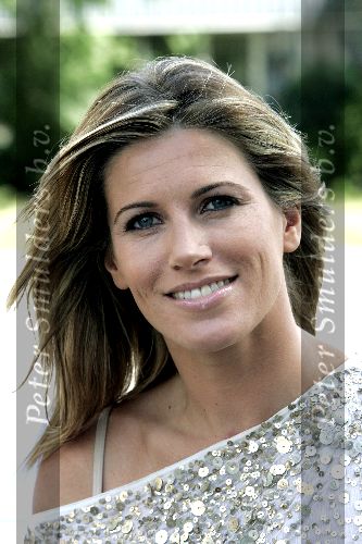 Amsterdam 19 juli 2005
Perspresentatie SBS6 Net5 en Veronica .
Danielle Overgaag
Peter Smulders bv