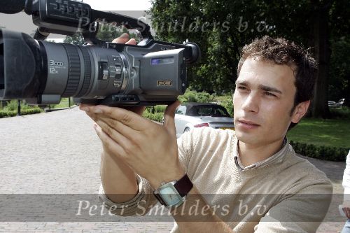 Hierden 15 juli 2005
Jasmine Sendar trouwen met Rutger Fahrner.
Edgar Wurfbain met camera