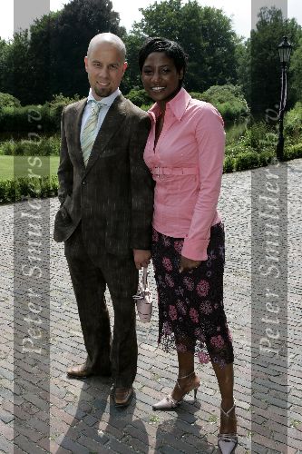 Hierden 15 juli 2005
Jasmine Sendar trouwen met Rutger Fahrner.
Edsilia Rombley en Tjeerd Oosterhuis