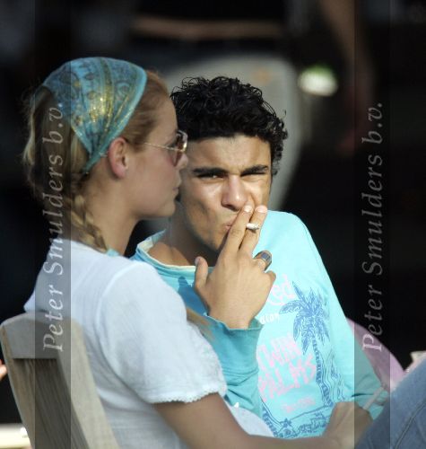 Amsterdam 12 juli 2005
Froukje de Both met nieuwe vriend op terras bij Panama.