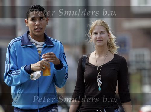 Amsterdam 30 juli 2005
Hedwiges Maduro aan het winkelen met zijn vriendin in Amsterdam