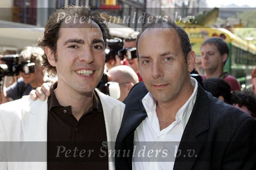 Amsterdam 10 juli 2005
Premiere Zoop in Tuschinski.
Johan Nijenhuis en Alain de Levita