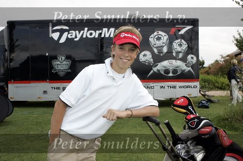 Halfweg, 26 Juli 2005 Golfclub Houtrak
Demonstratie en clubfitting van TaylorMade
Op de foto Junior Smulders spelend voor golfclub Best Hcp 2.1