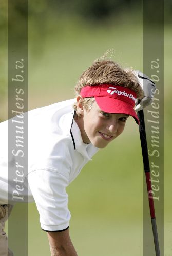 Halfweg, 26 Juli 2005 Golfclub Houtrak
Demonstratie en clubfitting van TaylorMade
Op de foto Junior Smulders spelend voor golfclub Best Hcp 2.1